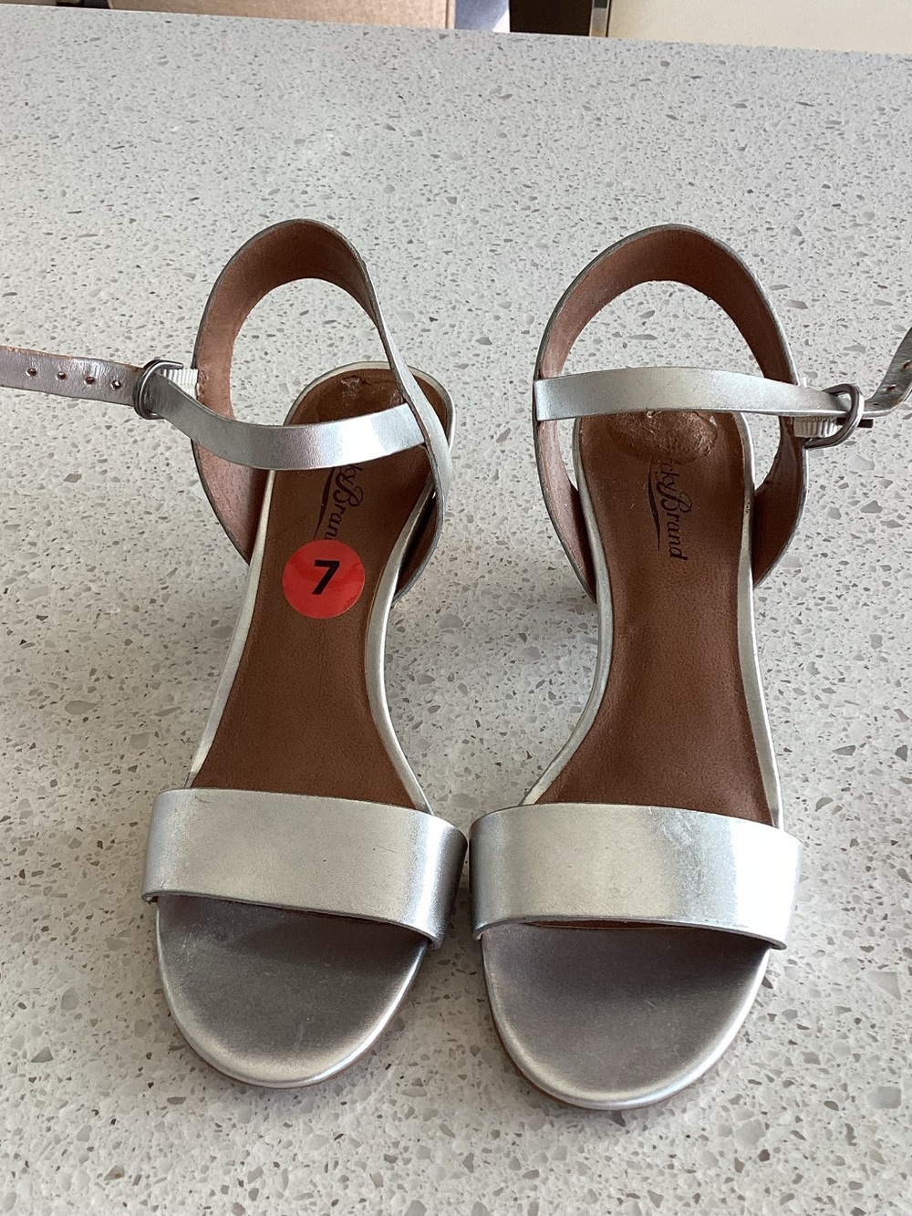 Silver Ankle-Strap Sandals - Women
Lucky Brand. Nwt